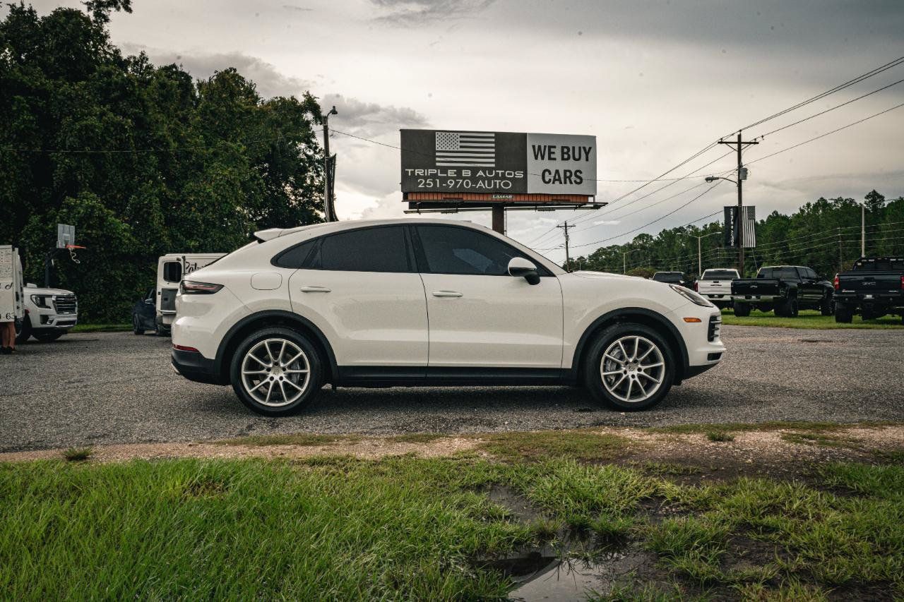 Used 2021 Porsche Cayenne Coupe AWD/4WD image 9