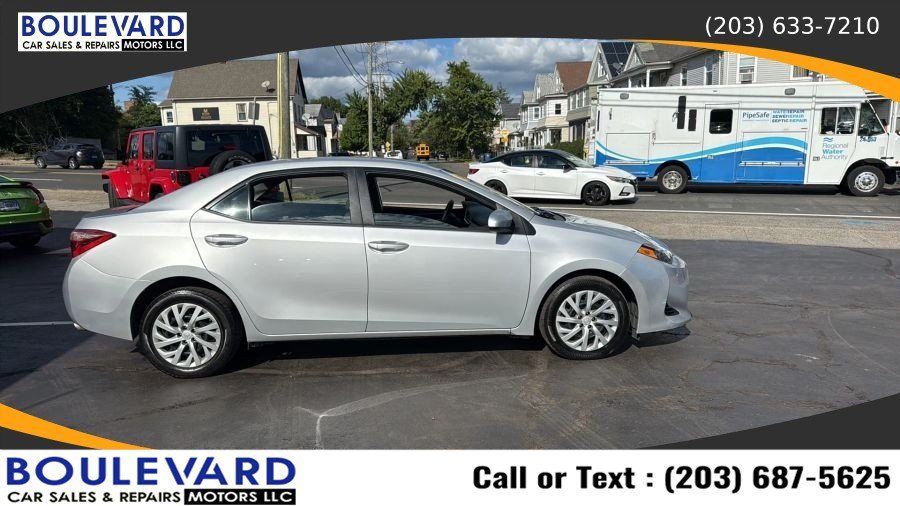 Used 2019 Toyota Corolla LE FWD image 9