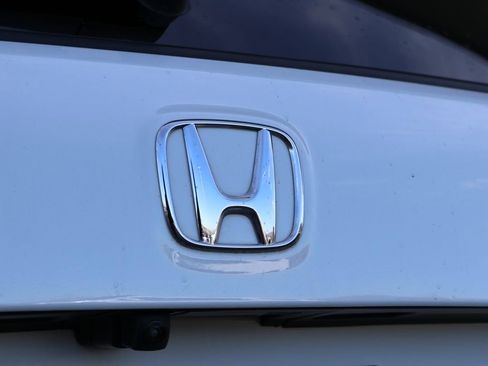 Used 2021 Honda Pilot Elite image 32