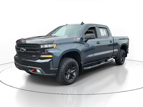Used 2021 Chevrolet Silverado 1500 LT Trail Boss w/ Bed Protection Package AWD/4WD image 2