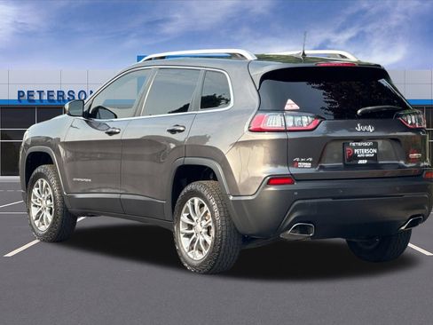 Used 2019 Jeep Cherokee Latitude Plus AWD/4WD image 6