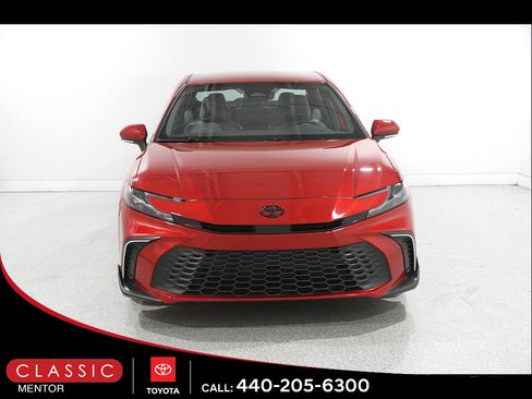 Used 2026 Toyota Camry SE w/ Convenience Package FWD image 2