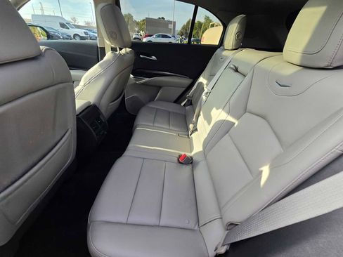 Used 2022 Cadillac XT4 Luxury w/ Cold Weather Package image 20