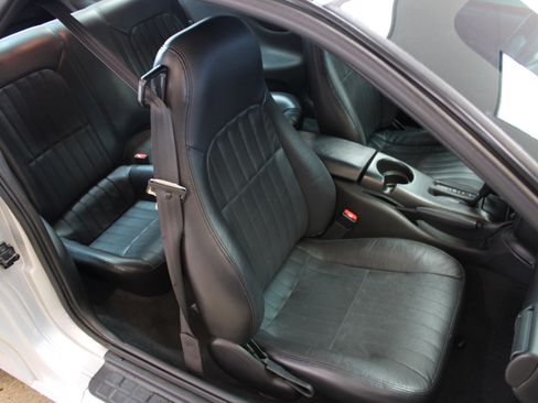 Used 2002 Chevrolet Camaro Z28 w/ Preferred Equipment Group 2 image 40