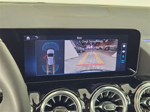 Certified 2025 Mercedes-Benz GLA 250 4MATIC image 29