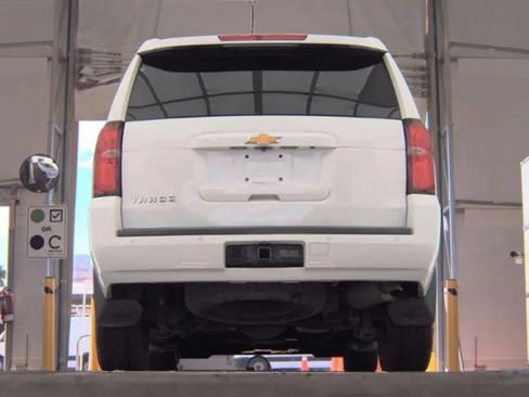 Used 2018 Chevrolet Tahoe LS RWD image 6