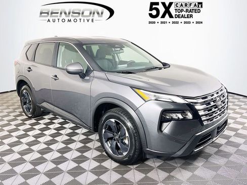 Used 2024 Nissan Rogue SV AWD/4WD image 1