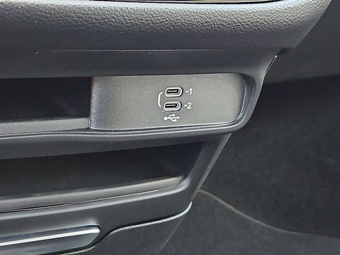 New 2027 Chrysler Pacifica Select FWD image 26