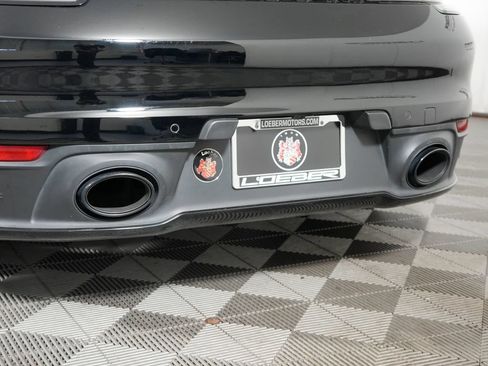 Certified 2024 Porsche 911 Carrera 4 AWD/4WD image 14
