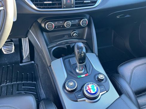 Used 2019 Alfa Romeo Stelvio Ti Sport w/ Quick Order Package 22S Sport image 18