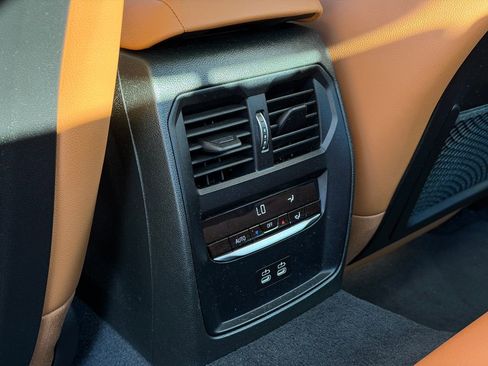 Used 2022 BMW 330i Sedan image 33