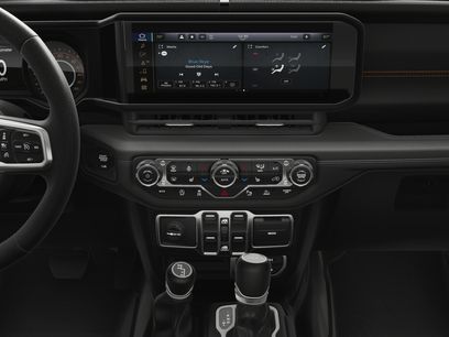 New 2025 Jeep Gladiator Sport