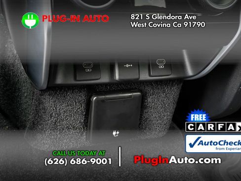 Used 2024 Land Rover Range Rover Long Wheelbase SE AWD/4WD image 15