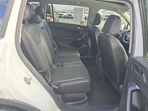 Used 2021 Volkswagen Tiguan SEL image 17