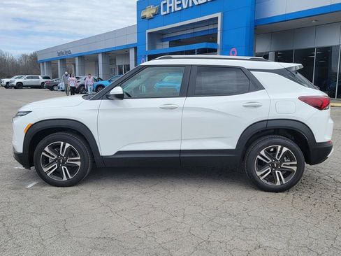 New 2025 Chevrolet TrailBlazer LT w/ LT Cold Weather Package image 8