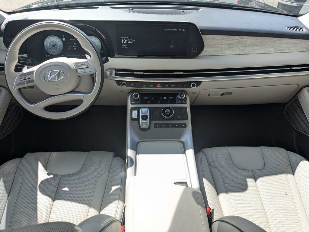 Used 2025 Hyundai Palisade Calligraphy FWD image 23