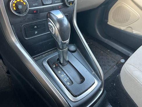 Used 2019 Ford EcoSport SE image 26