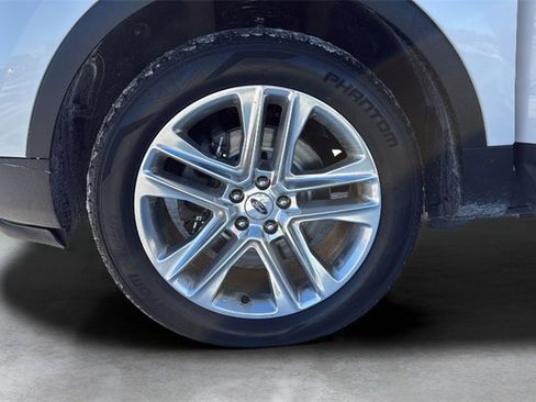 Used 2017 Ford Explorer XLT w/ Equipment Group 202A image 38