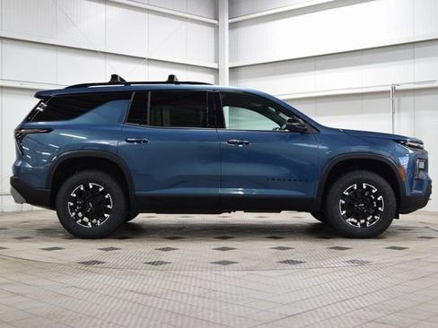 New 2026 Chevrolet Traverse Z71 w/ Enhanced Driving Package image 9