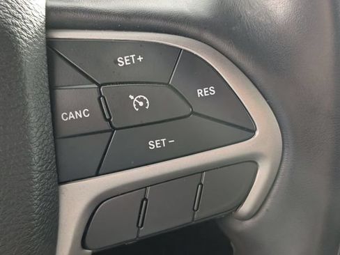 Certified 2021 Jeep Grand Cherokee Laredo X RWD image 16