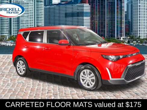 Used 2024 Kia Soul LX FWD image 1