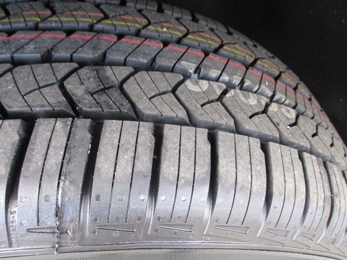 Certified 2022 Chevrolet TrailBlazer LT w/ Driver Confidence Package image 10