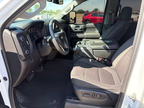 Used 2023 Chevrolet Silverado 2500 Custom w/ Custom Value Package AWD/4WD image 13