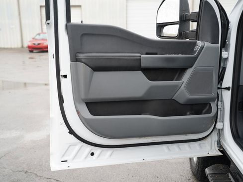 Used 2024 Ford F250 XLT image 27