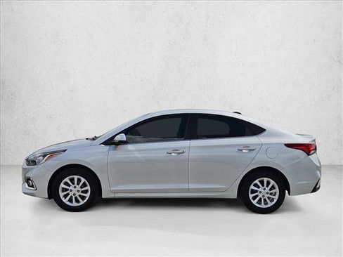 Used 2022 Hyundai Accent SEL image 8