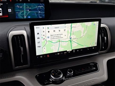 New 2026 Ford Expedition Active image 8