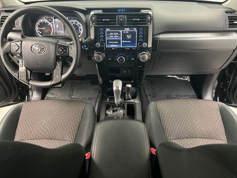 Used 2024 Toyota 4Runner TRD Off-Road image 33