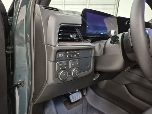 Used 2026 Chevrolet Tahoe Z71 w/ Comfort Package image 18