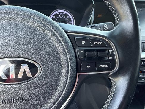 Used 2021 Kia Niro LXS FWD image 33
