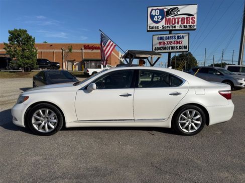 Used 2009 Lexus LS 460 image 2