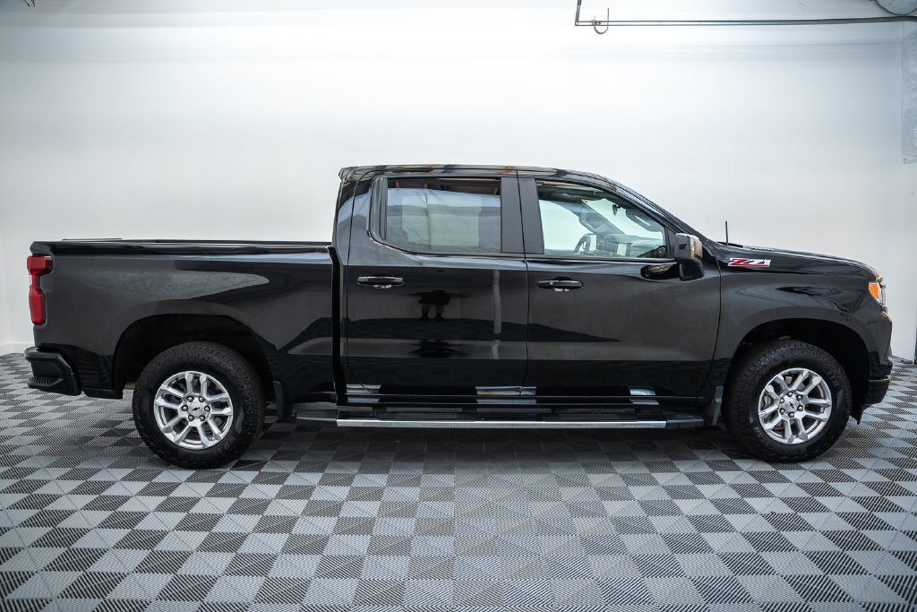 Used 2026 Chevrolet Silverado 1500 RST AWD/4WD image 4