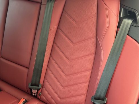 Used 2024 Maserati Grecale Trofeo image 18