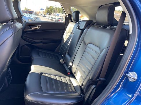 Used 2024 Ford Edge SEL w/ Class II Trailer Tow Package image 11