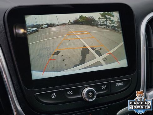 Used 2018 Chevrolet Equinox Premier image 23