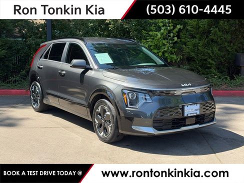 Used 2024 Kia Niro Wind w/ Wind Preserve Package FWD image 1
