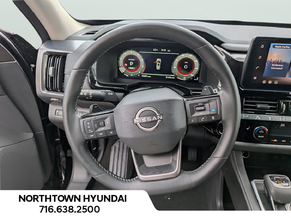 Used 2026 Nissan Pathfinder SL AWD/4WD image 7