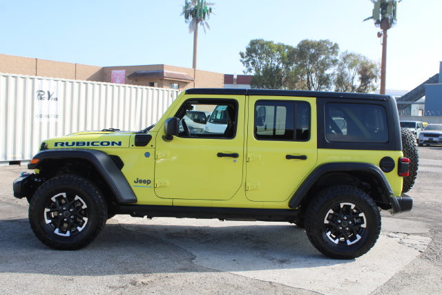 Used 2024 Jeep Wrangler Unlimited Rubicon 4xe AWD/4WD image 7