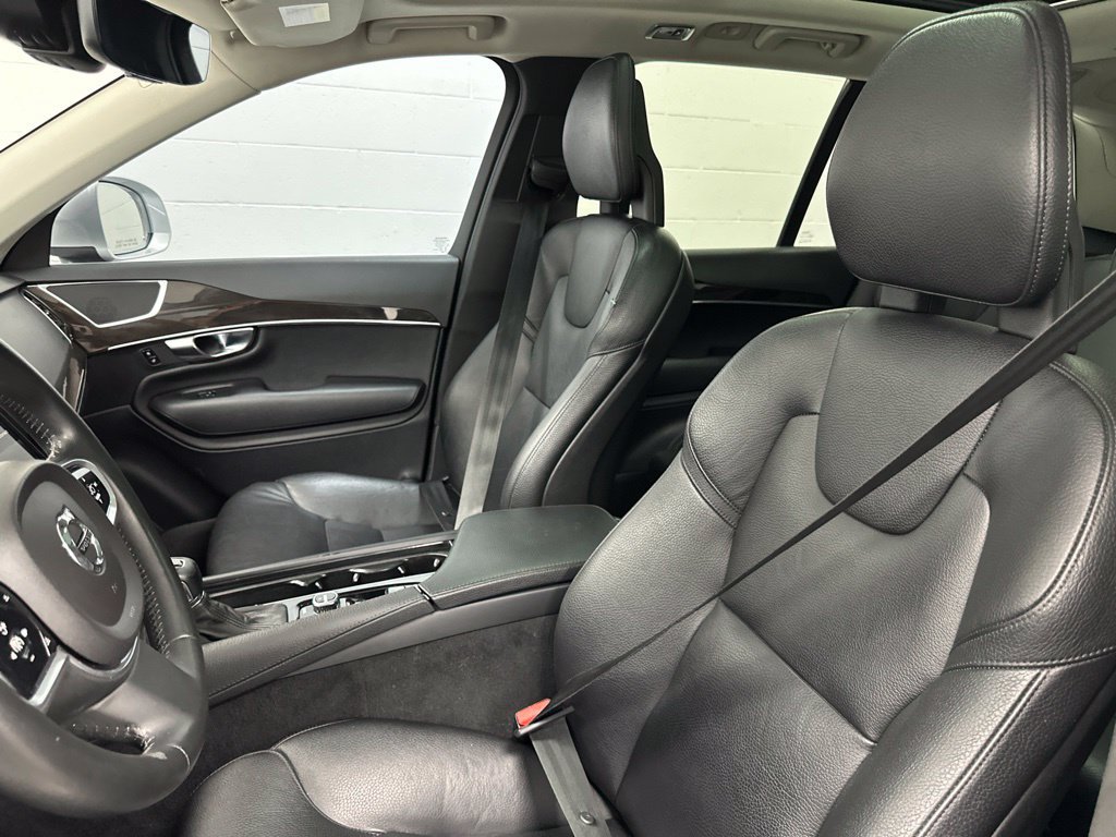 Used 2017 Volvo XC90 T6 Momentum w/ Vision Package AWD/4WD image 17