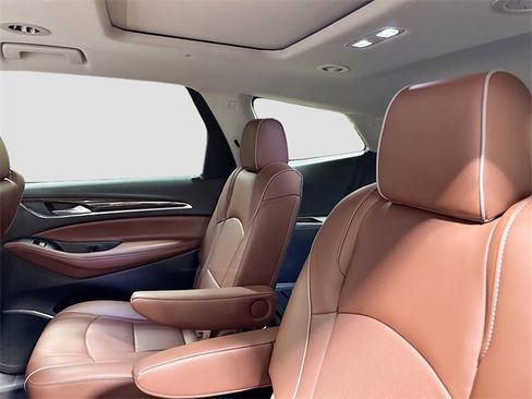 Used 2020 Buick Enclave Avenir w/ Avenir Technology Package image 24