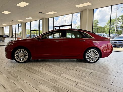 Used 2016 Lincoln MKZ AWD w/ Equipment Group 300A Reserve image 4
