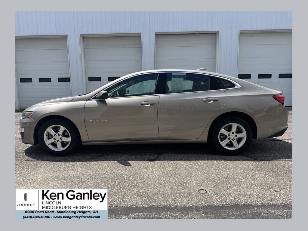 Used 2024 Chevrolet Malibu LT FWD image 1