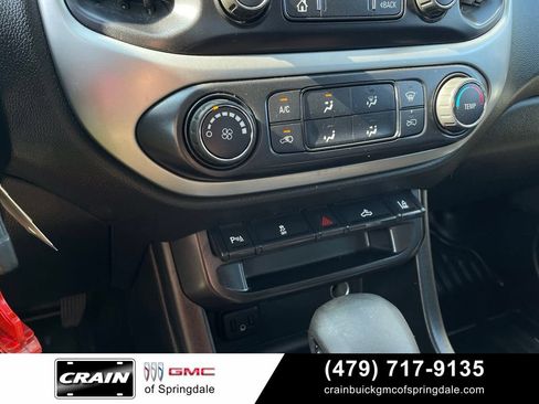 Used 2022 Chevrolet Colorado LT w/ Fleet Safety Package RWD image 19
