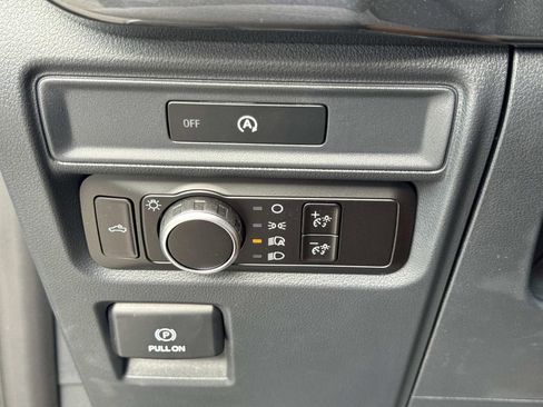 Certified 2025 Ford F150 STX image 31