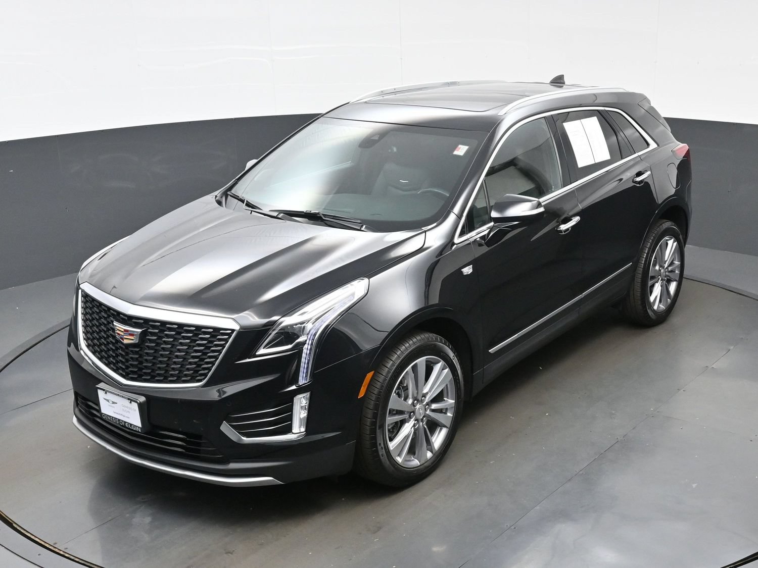Used 2024 Cadillac XT5 Premium Luxury w/ LPO, Floor Liner Package AWD/4WD image 35