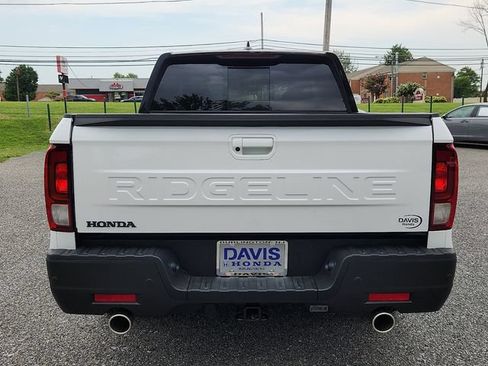 Certified 2026 Honda Ridgeline Black Edition image 5