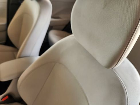 Used 2024 Hyundai Kona SE FWD image 25